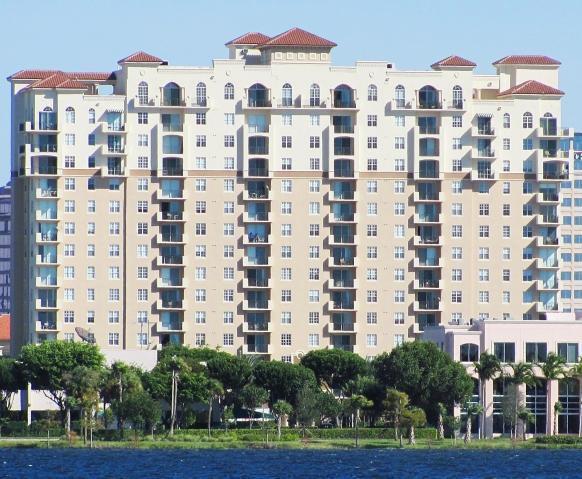 Foto del edificio - 616 Clearwater Park Rd