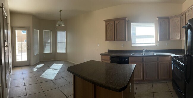Building Photo - 3708 Prairie Rose St
