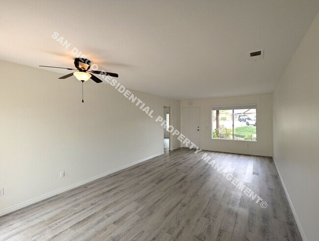 Building Photo - 4749 Canterbury Ct