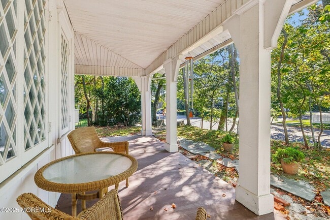 Building Photo - 320 Worthington Ave