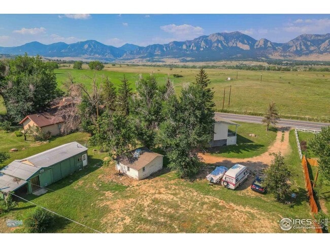 Building Photo - House for Rent with Huge workshop space (o...