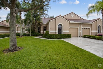 Building Photo - 202 Sabal Palm Ln