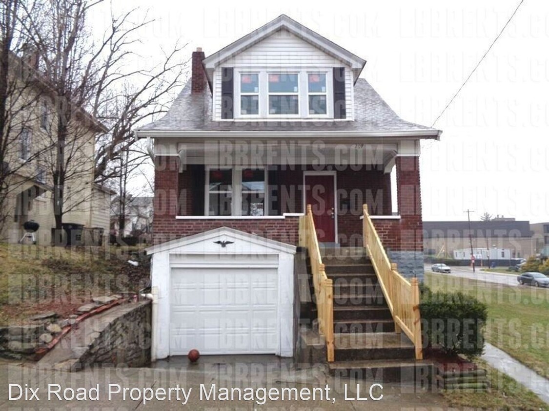 Foto principal - 2 br, 1 bath House - 207 McClelland Avenue,