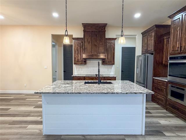 Foto del edificio - 1290 Co Rd 2175