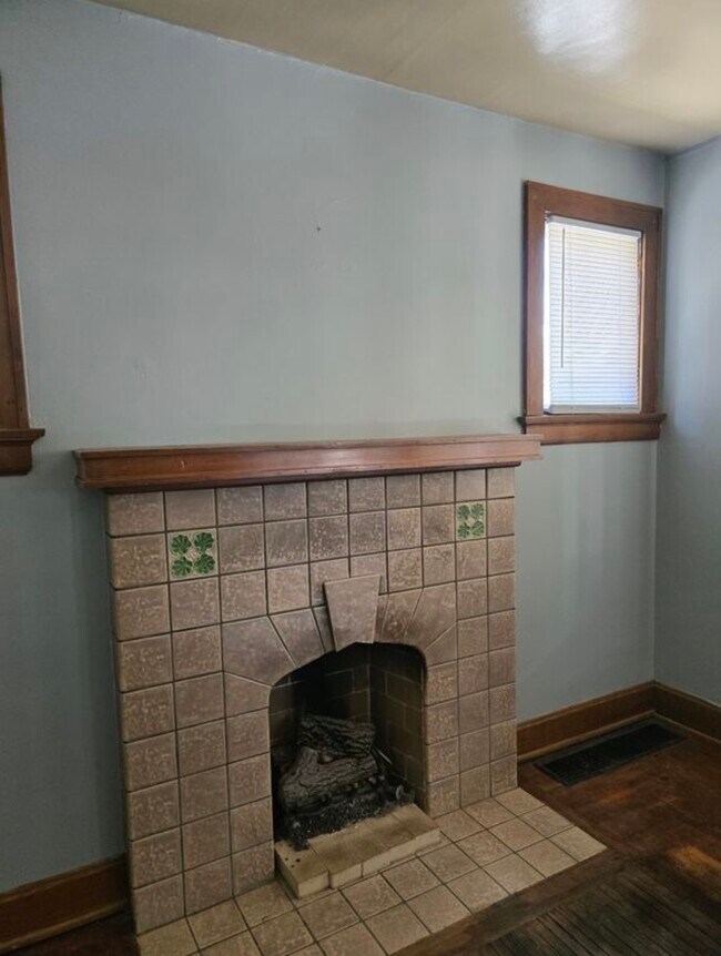 Foto del edificio - 4370 St Lawrence Ave