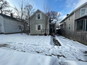 Building Photo - 406 A St