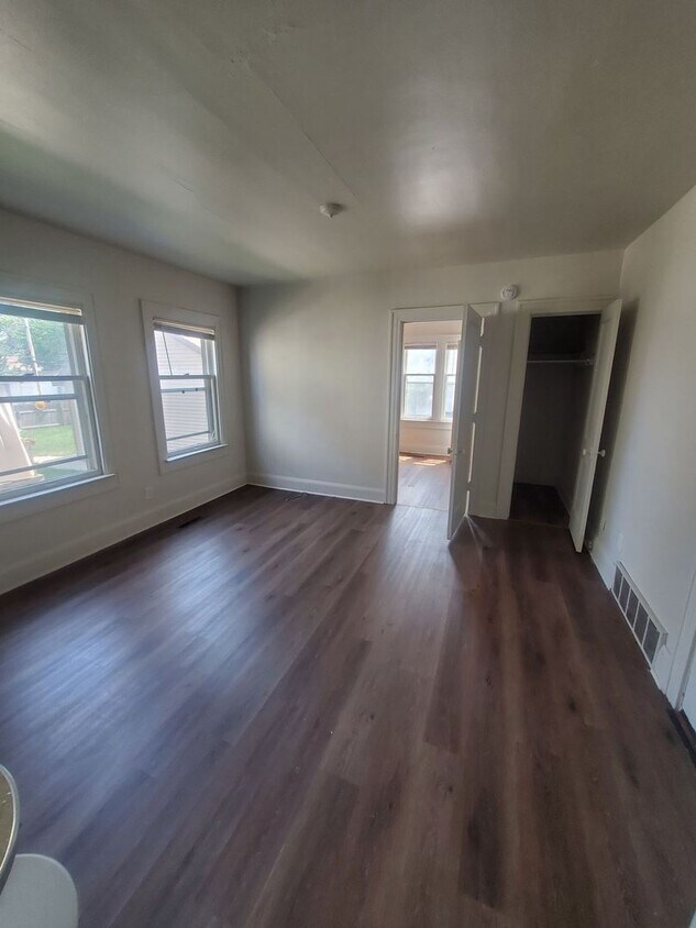 Foto principal - 915 Minnesota Ave