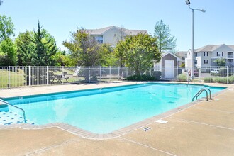 Sabal Pointe Apartments photo'