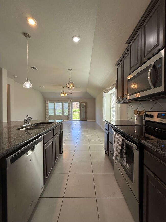 Foto del edificio - 3/2/2 Heights of Weatherford Estates