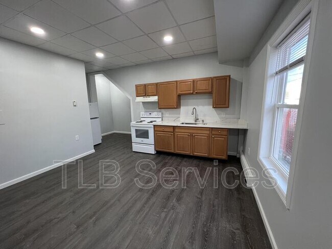 Foto del edificio - 731 Main St