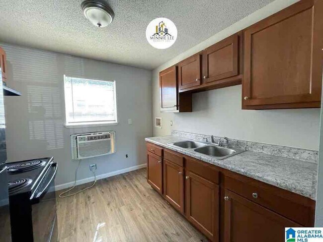 Foto del edificio - 1609 6th St N