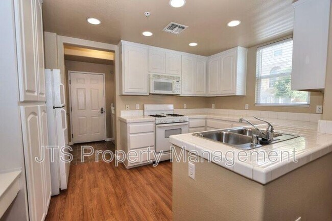 Foto del edificio - 4800 Westlake Pkwy