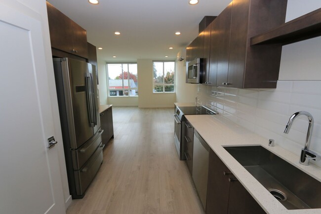 Foto del edificio - Ballard Townhouse 2bd/2ba, Roof Top Deck, AC