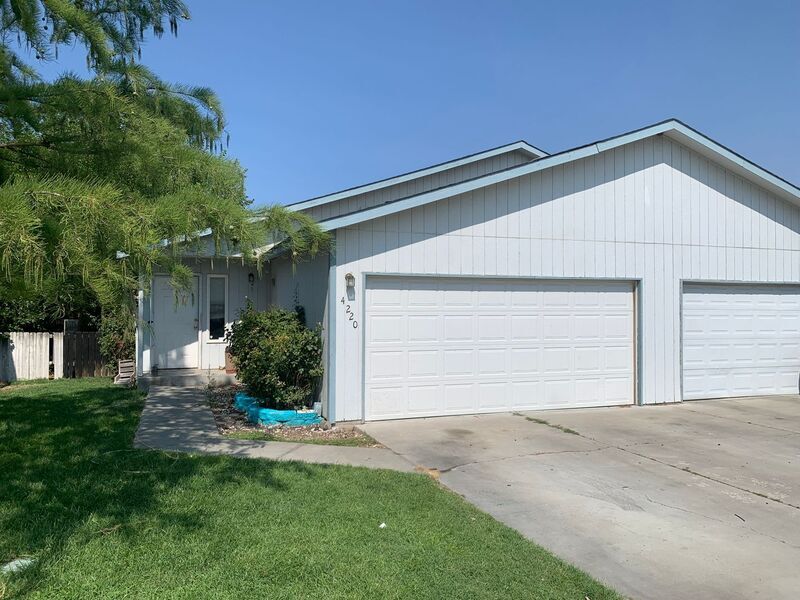 Foto principal - 4220 W John Day Pl