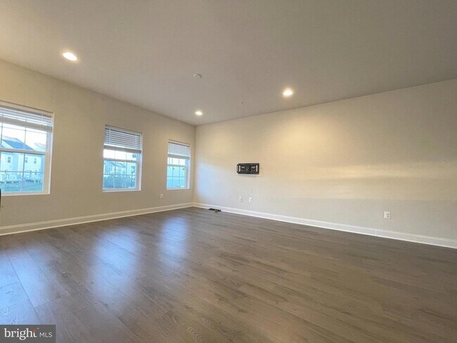 Foto del edificio - 3667 Duckhorn Way