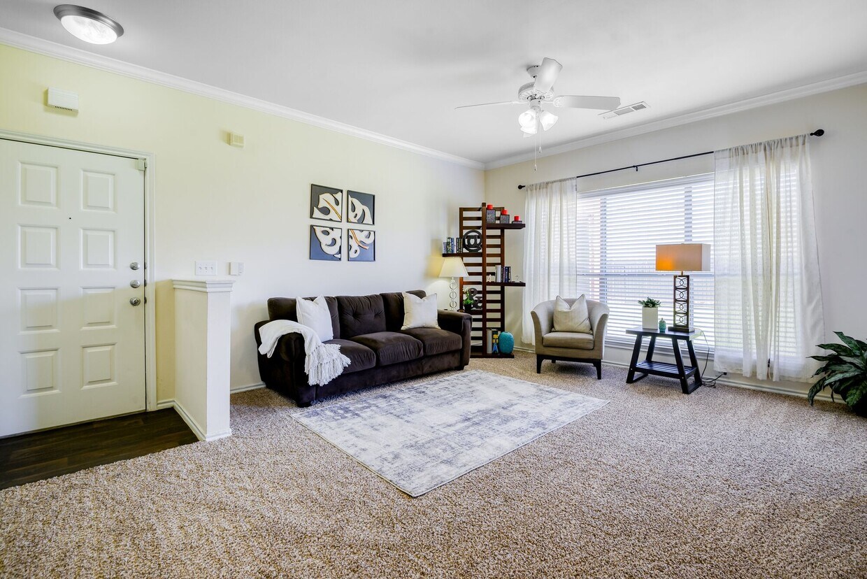 Kensington Park Apartments in Corinth, TX