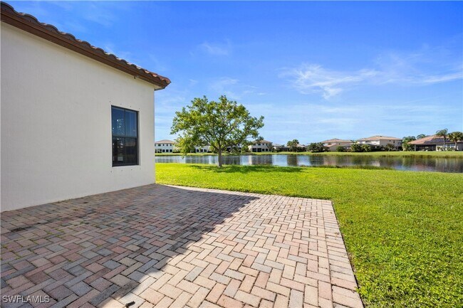 Building Photo - 5087 Salerno St