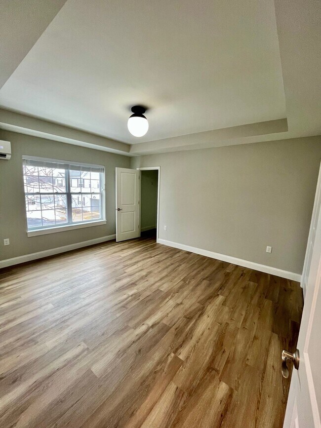 Foto del edificio - River's Edge Apartments