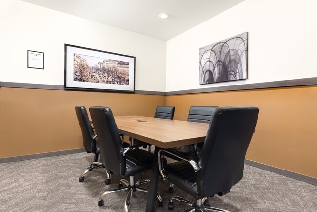 Interior Photo - Noble