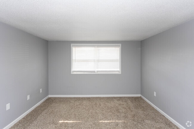 1BR, 1BA - 550SF - There’s more to The Reserve.