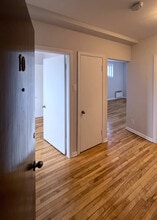 Building Photo - 265 Rue Riverside