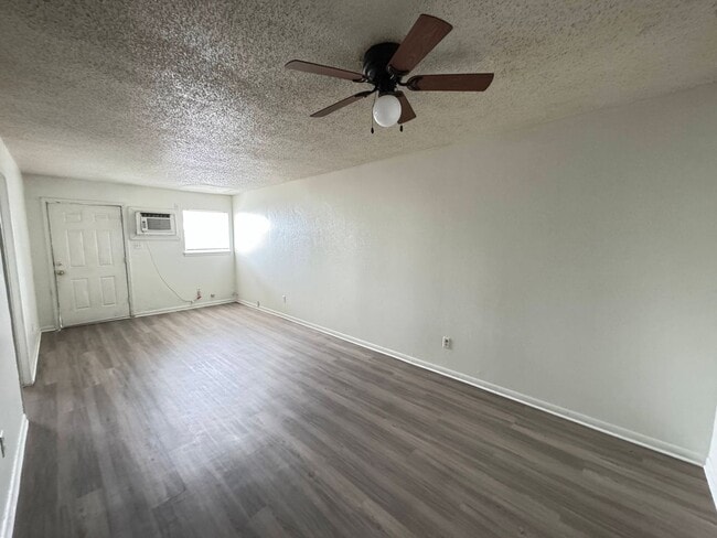 Foto del edificio - 503 Sunset Ln