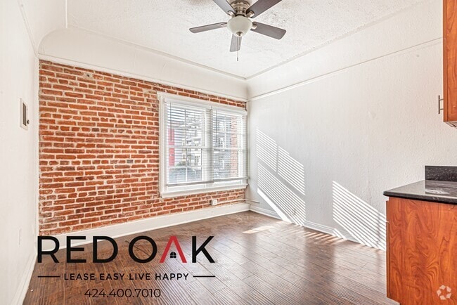 Building Photo - 716 S Berendo St