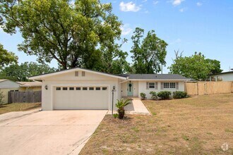 Building Photo - 2803 Riddle Dr