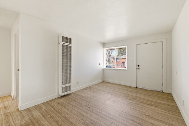 Foto del edificio - Remodeled 1 Bedroom 1 Bathroom with Easy Access  to Aurora Central and Downtown Denver!