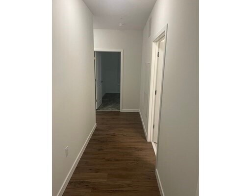 Foto del edificio - 220 Quarry Hill Dr