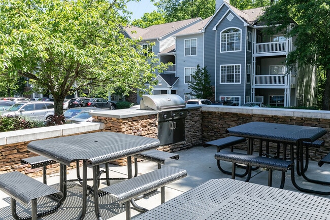 Photo - Highland Square Apartments