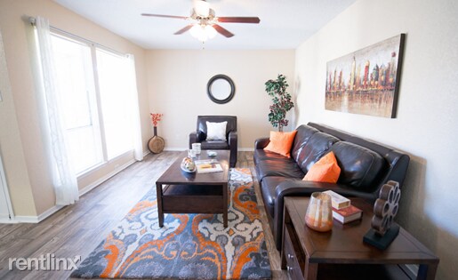 Foto principal - 2 br, 1 bath Apartment - 2004 Taxco Rd # 1 1