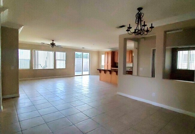 Foto del edificio - 82787 Matthau Dr