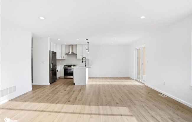 Foto del edificio - 336 Ashbrook Dr