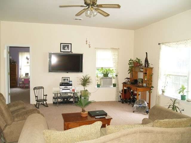 Foto del edificio - 304 Greenkill Ave