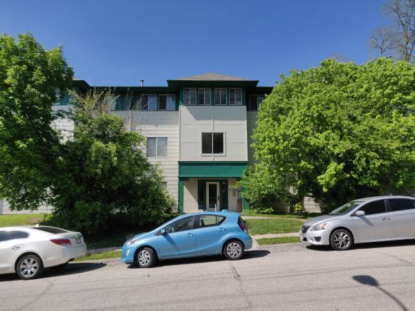 Primary Photo - 3828 Jones St