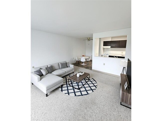 Foto del edificio - 306 S East St