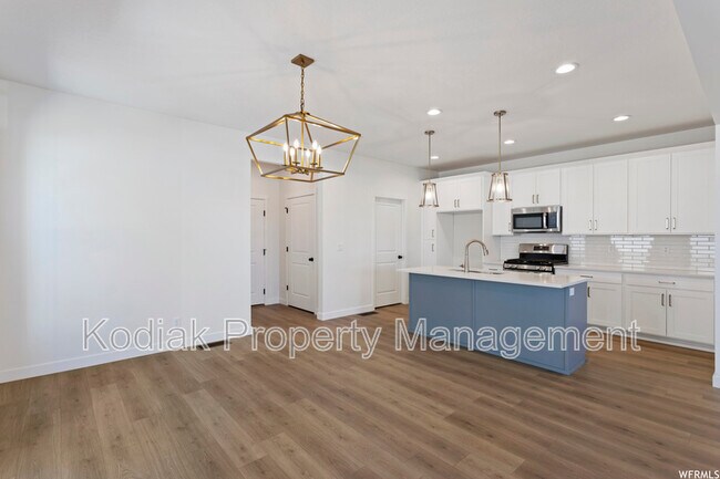Foto del edificio - 991 Shoreline Dr