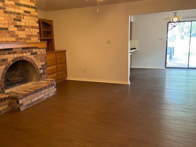 Foto del edificio - 1127 Bent Oaks Dr