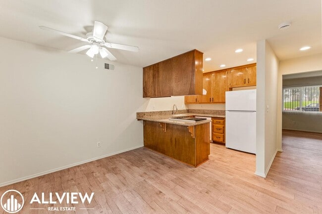 Photo - 16731 Bartlett Ln Apartment