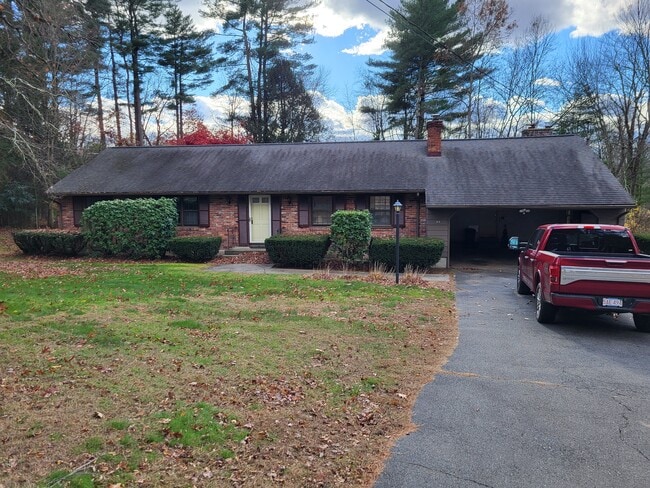 Building Photo - 80 Fernwood Dr