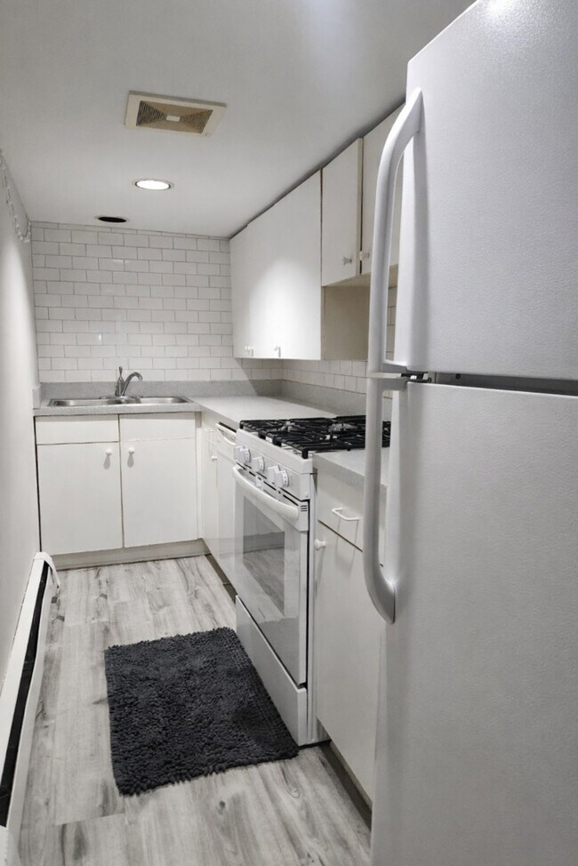 Foto del edificio - 2030 N Clifton Ave