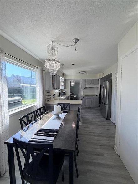 Foto del edificio - 2128 Easter Ln