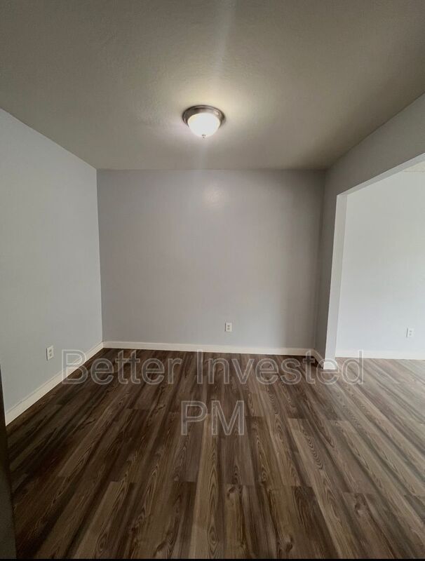Foto del edificio - 304 Cooper Ln