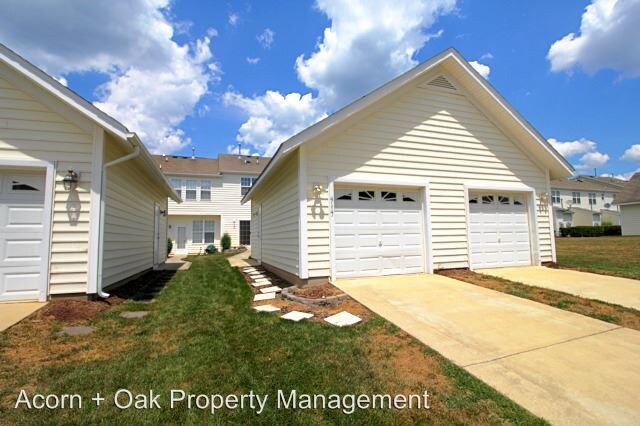 Building Photo - 2 br, 2.5 bath House - 4117 Brenmar Lane
