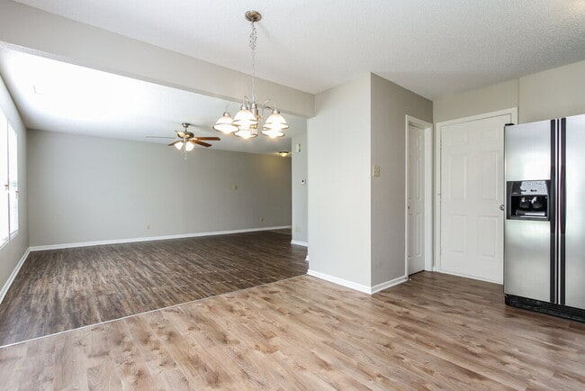 Building Photo - 1796 Feather Reed Ln