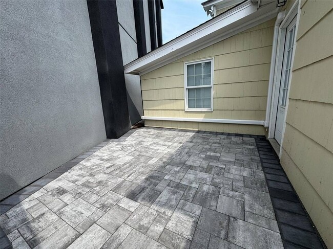 Building Photo - 42 Fire Island Ave