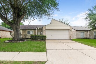 Building Photo - 16146 Coyridge Ln