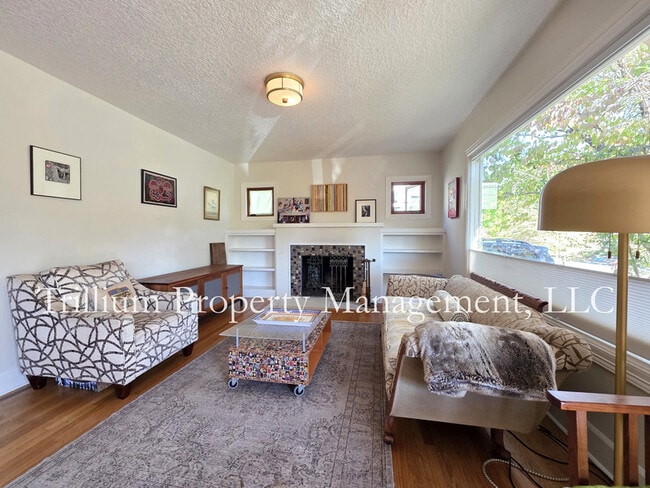 Building Photo - 3015 NE 67th Ave
