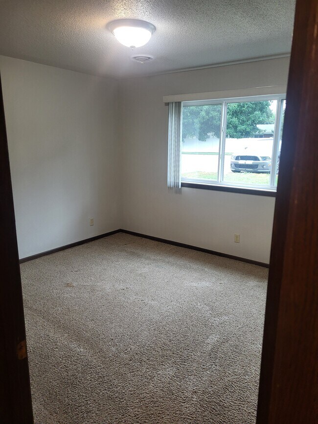 Foto del edificio - 584 12th St SE
